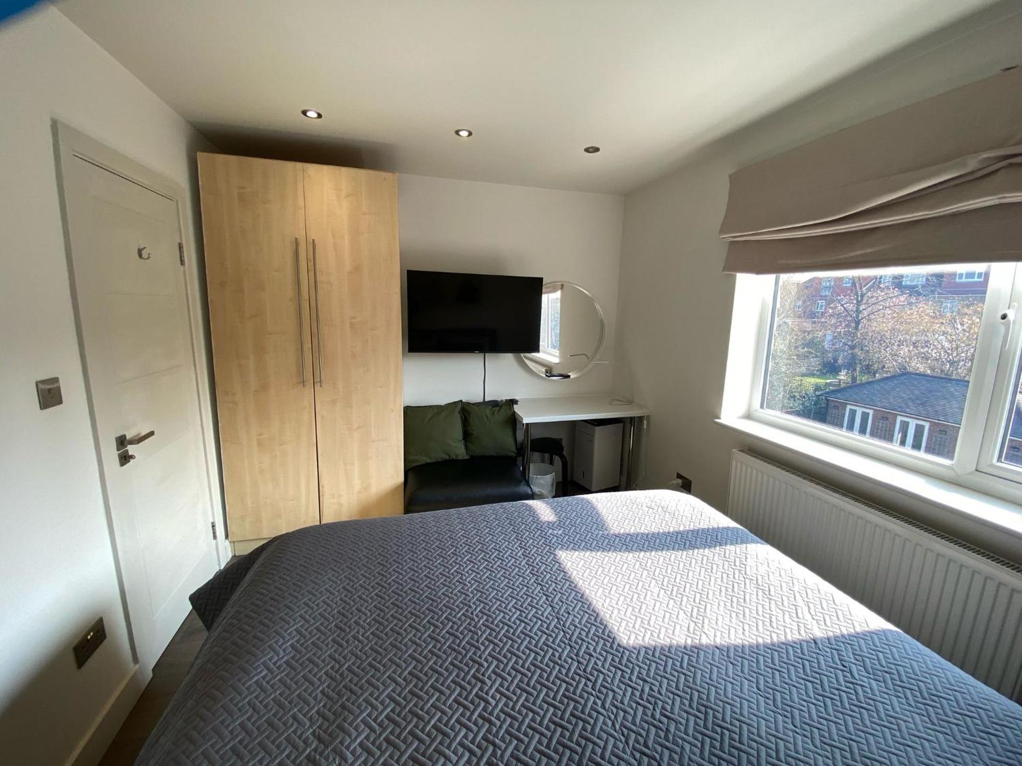 Totteridge Quiet North London - 2 X Double Bedrooms - Close To Station And 20Mins Central London מראה חיצוני תמונה